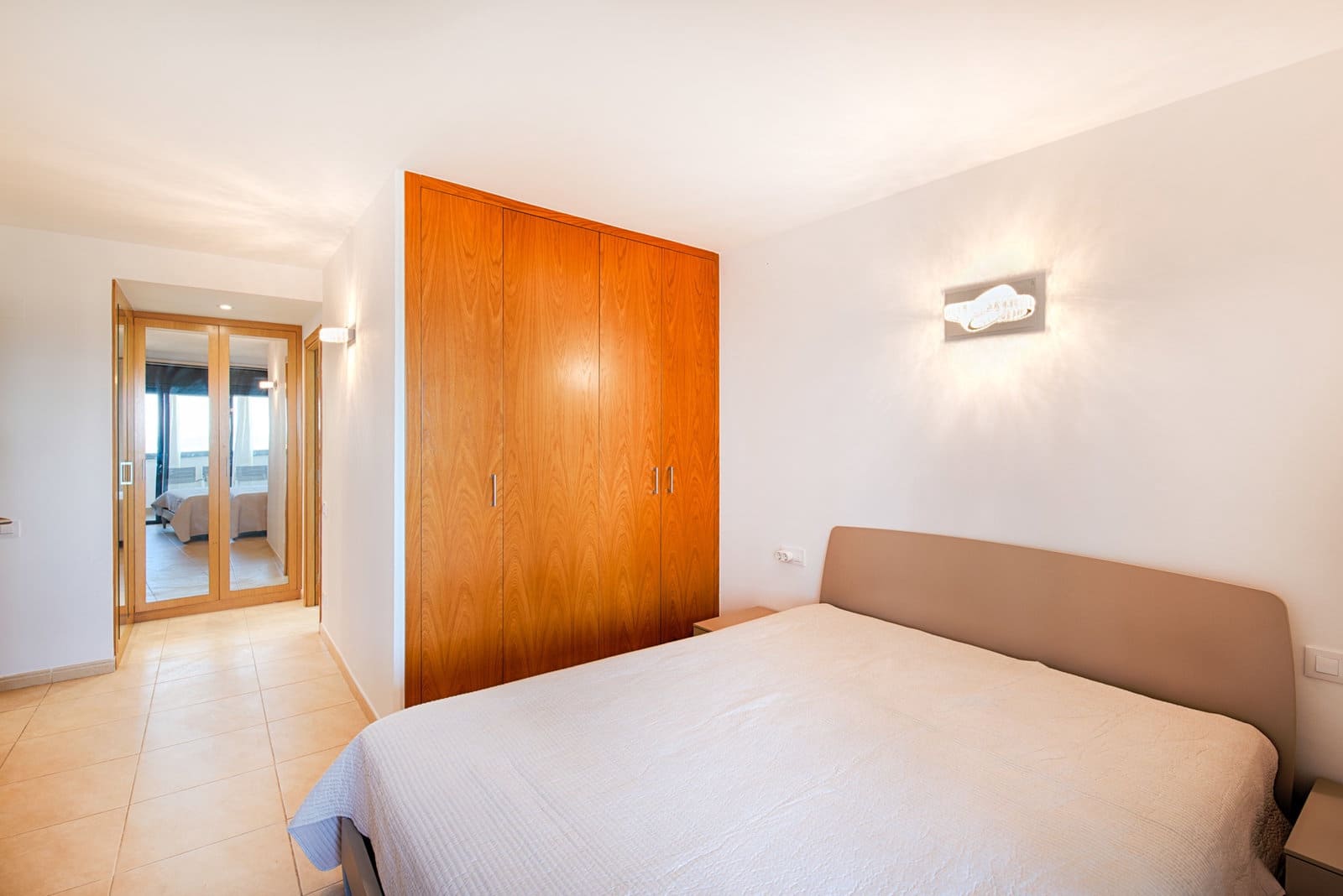 3 bedroom Apartment for sale in Empuriabrava with pool - € 450,000 (Ref: 9964431)