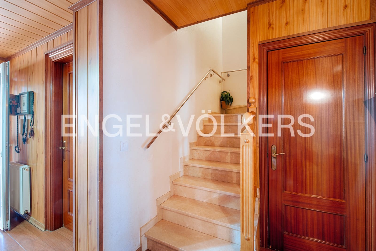 4 Zimmer Reihenhaus zu verkaufen in Vilafant mit Garage - 335.000 € (Ref: 9965711)