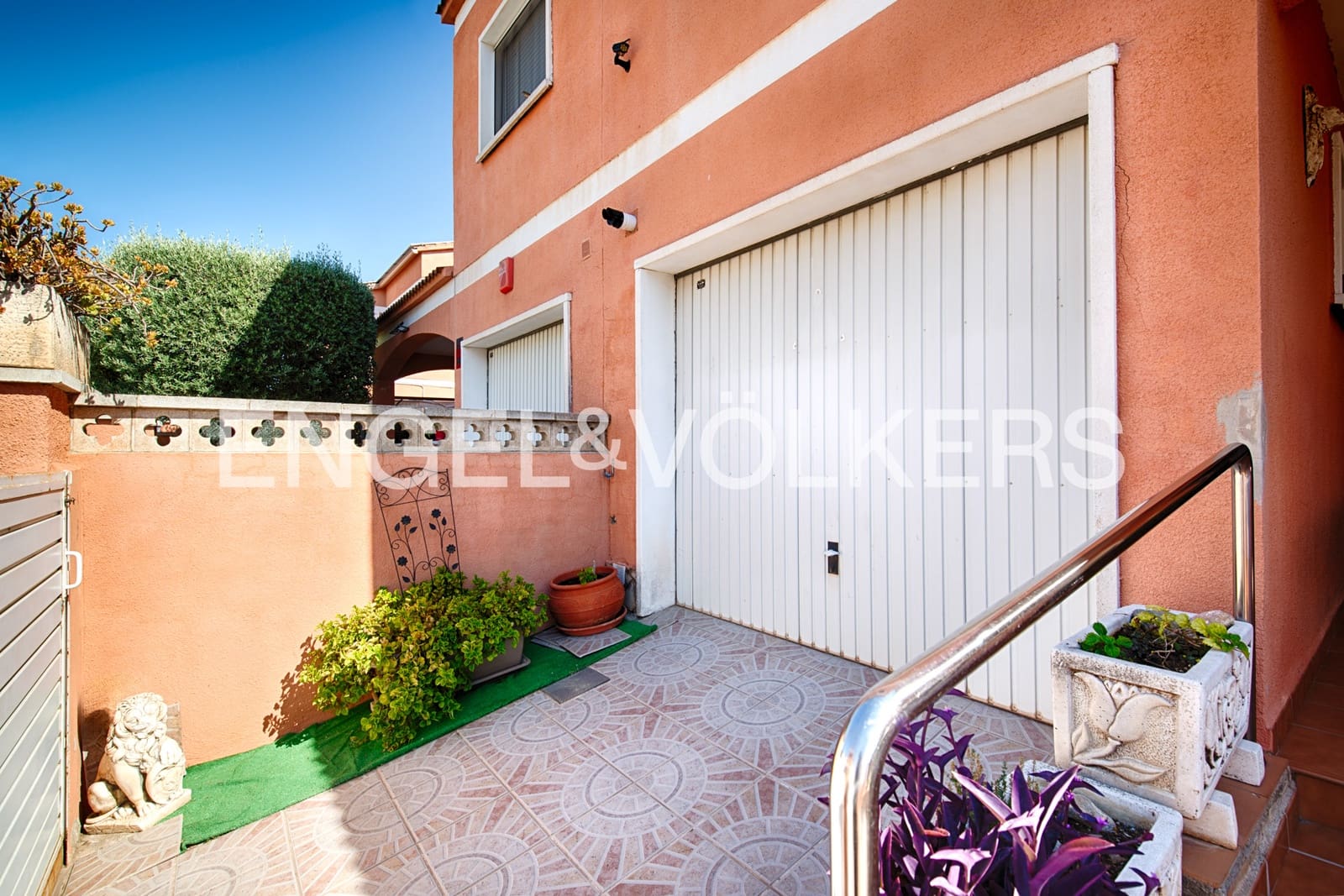 4 Zimmer Reihenhaus zu verkaufen in Vilafant mit Garage - 335.000 € (Ref: 9965711)