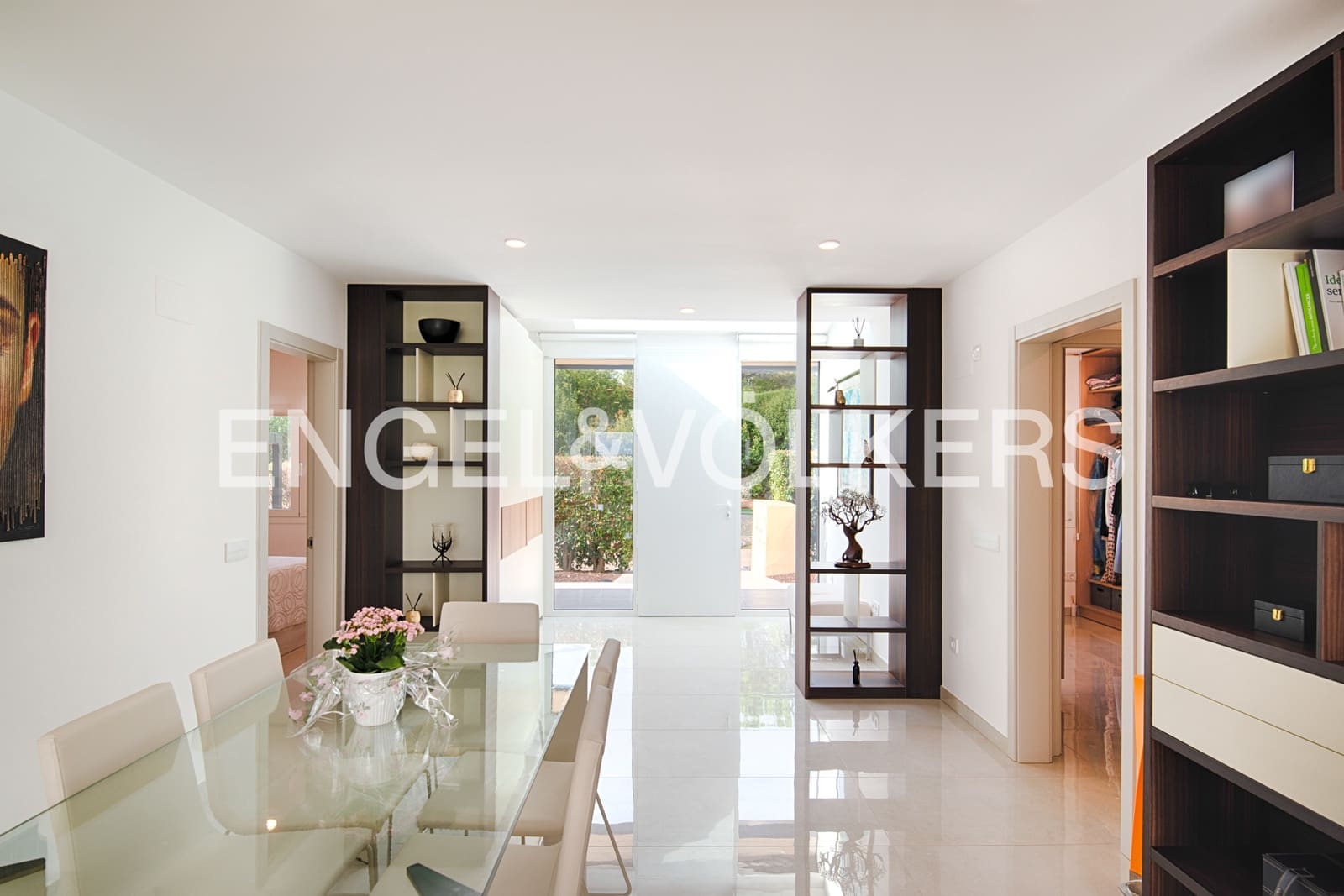 Chalet de 2 habitaciones en Navata en venta con piscina garaje - 740.000 € (Ref: 9974005)