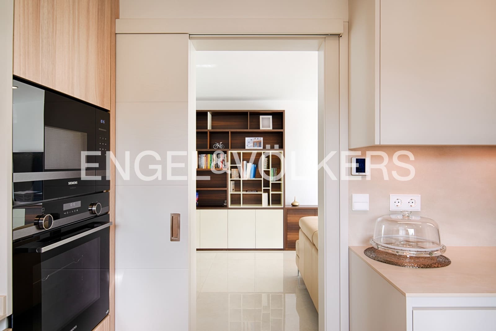 Chalet de 2 habitaciones en Navata en venta con piscina garaje - 740.000 € (Ref: 9974005)
