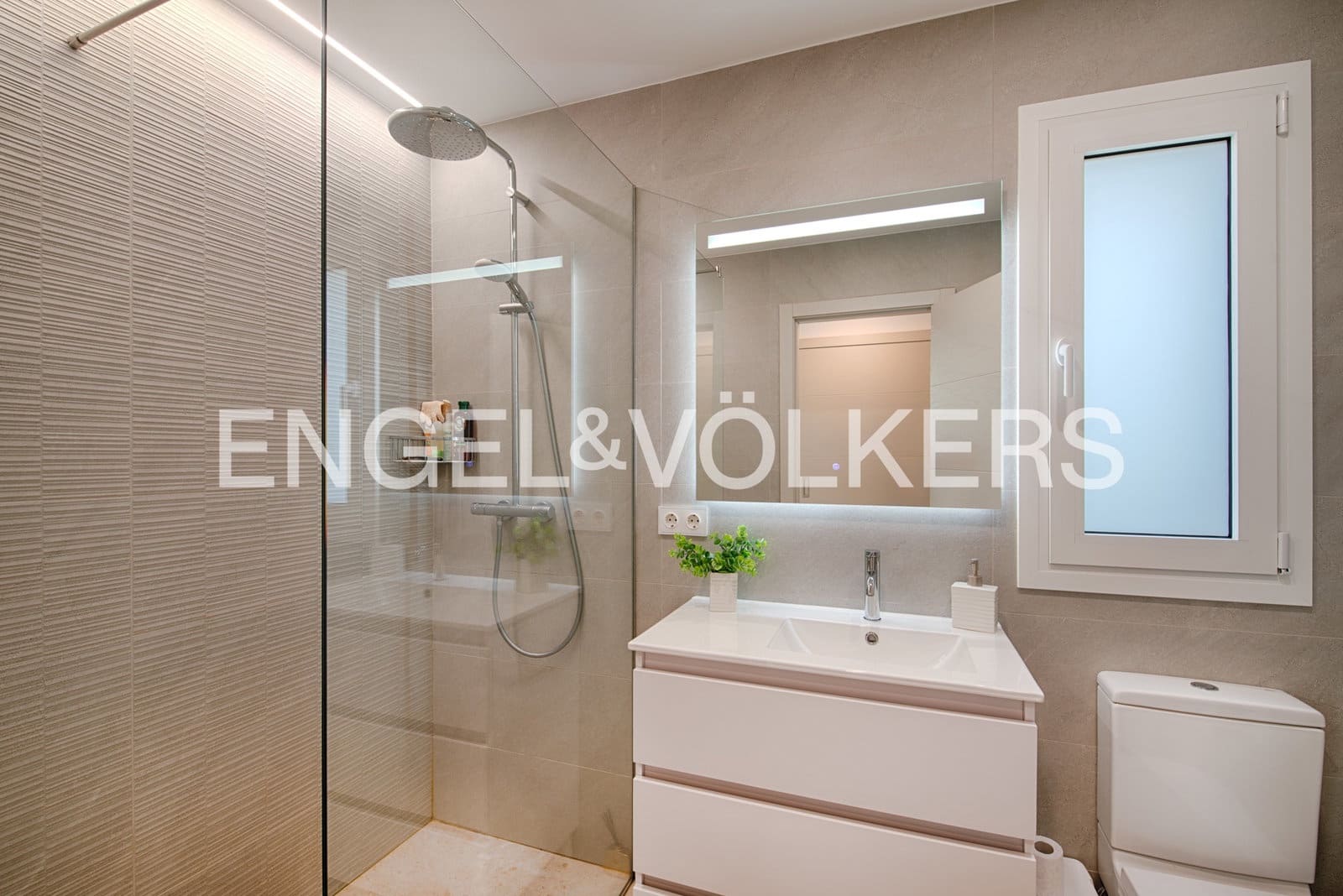 2 bedroom Villa for sale in Navata with pool garage - € 740,000 (Ref: 9974005)