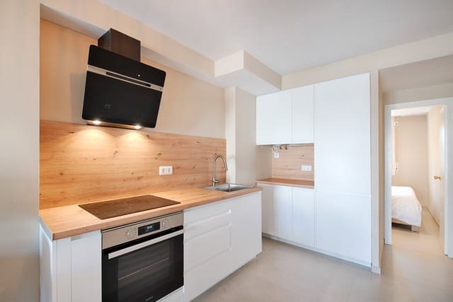 2 slaapkamer Appartement te koop in Empuriabrava, Castelló d'Empúries met garage - € 240.000 (Ref: 9977985)