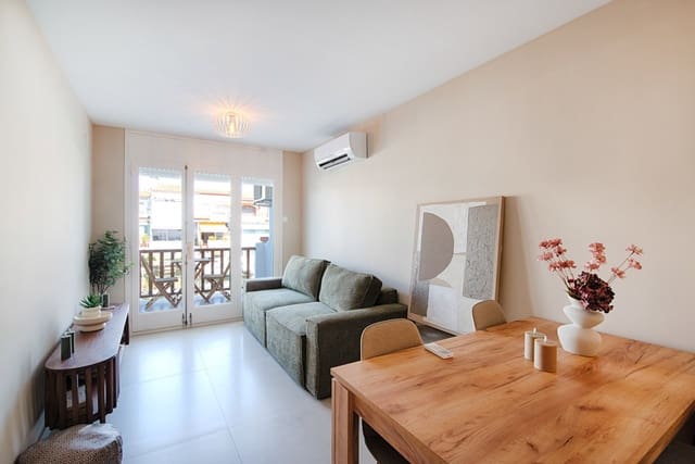 2 slaapkamer Appartement te koop in Empuriabrava, Castelló d'Empúries met garage - € 240.000 (Ref: 9977985)