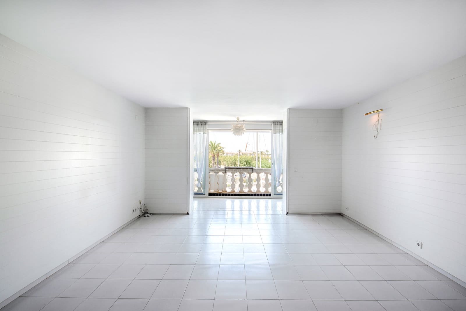 3 sovrum Lägenhet till salu i Empuriabrava med garage - 430 000 € (Ref: 9985845)
