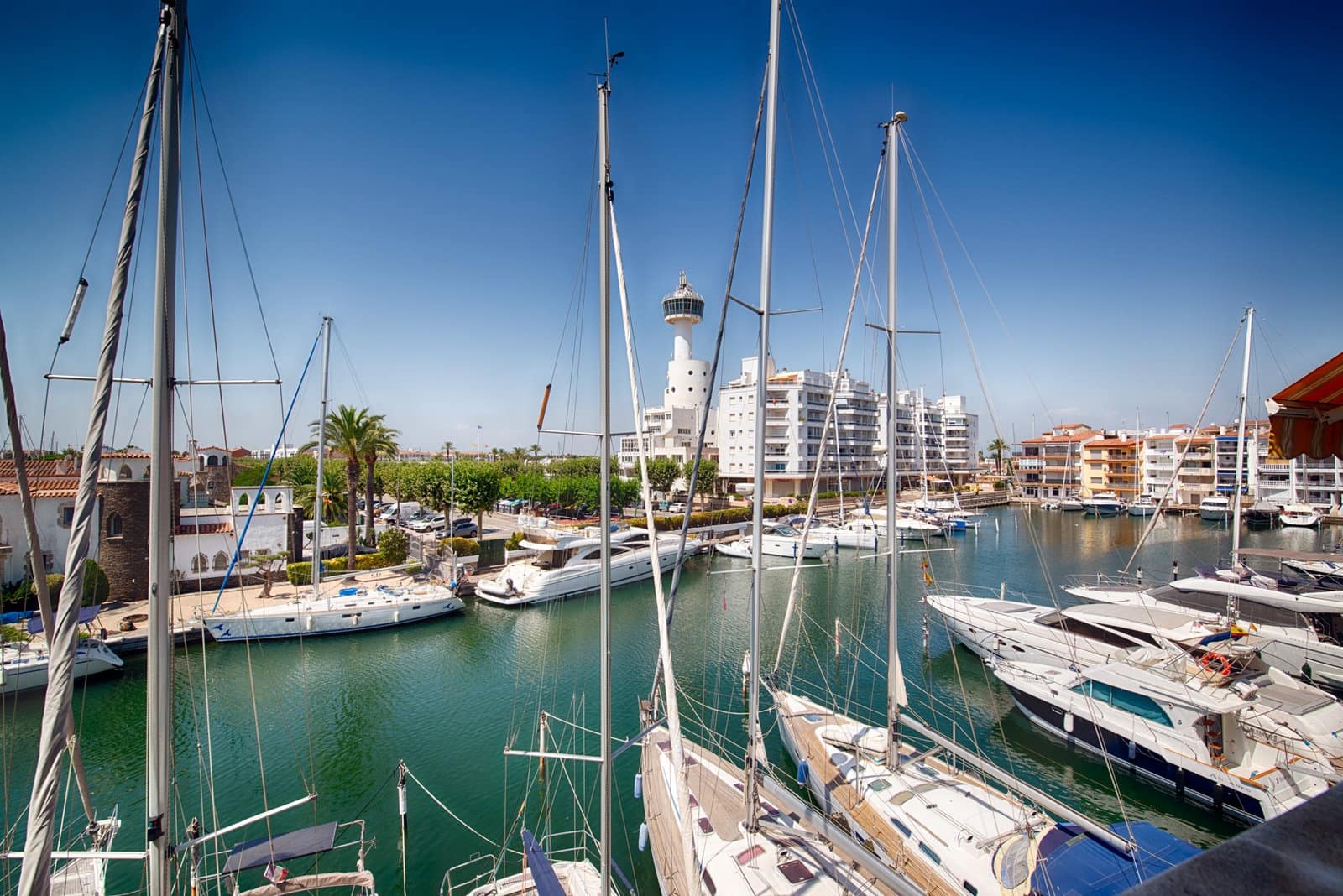 3 sovrum Lägenhet till salu i Empuriabrava med garage - 430 000 € (Ref: 9985845)