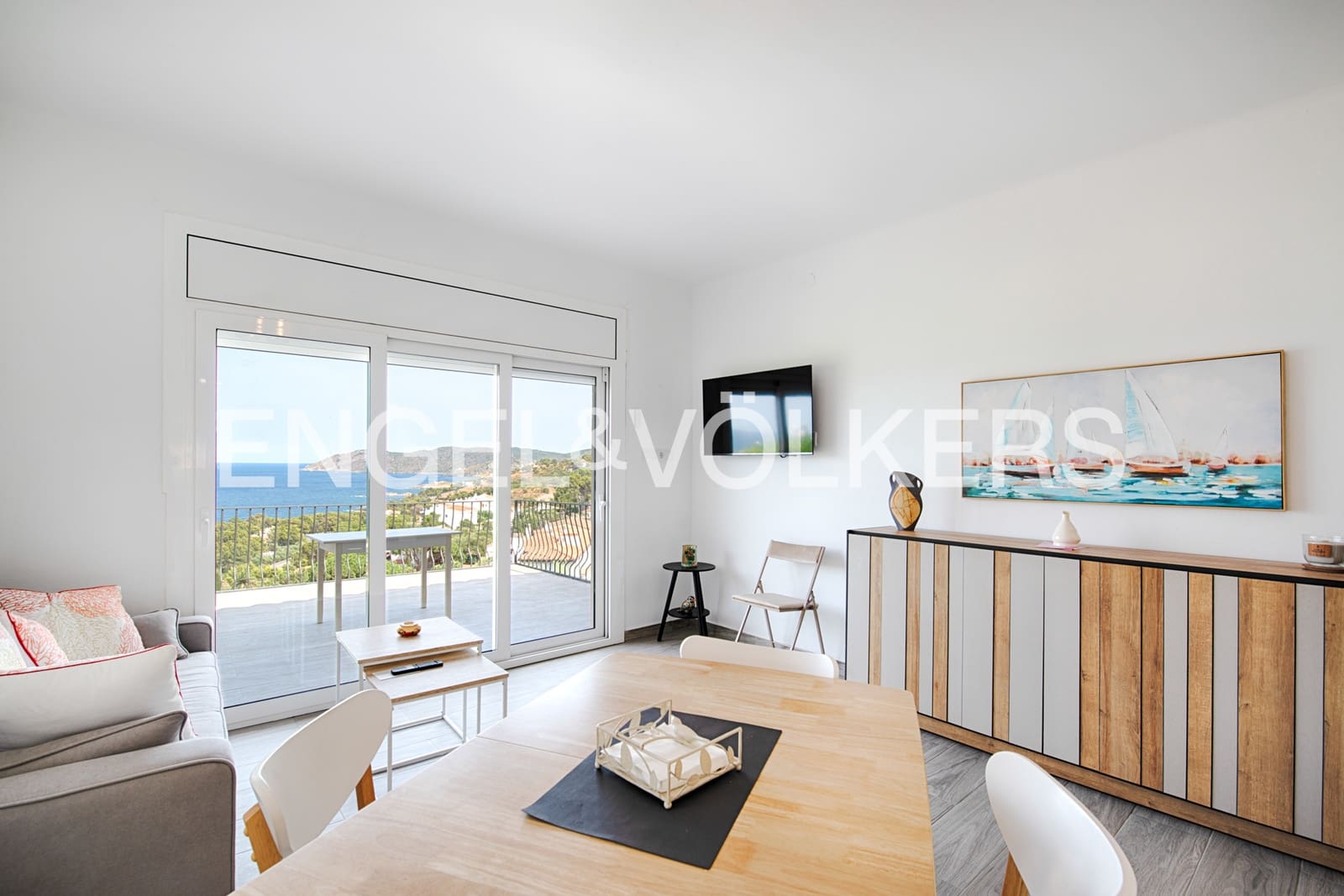 5 slaapkamer Villa te koop in Llanca met zwembad garage - € 790.000 (Ref: 9989988)