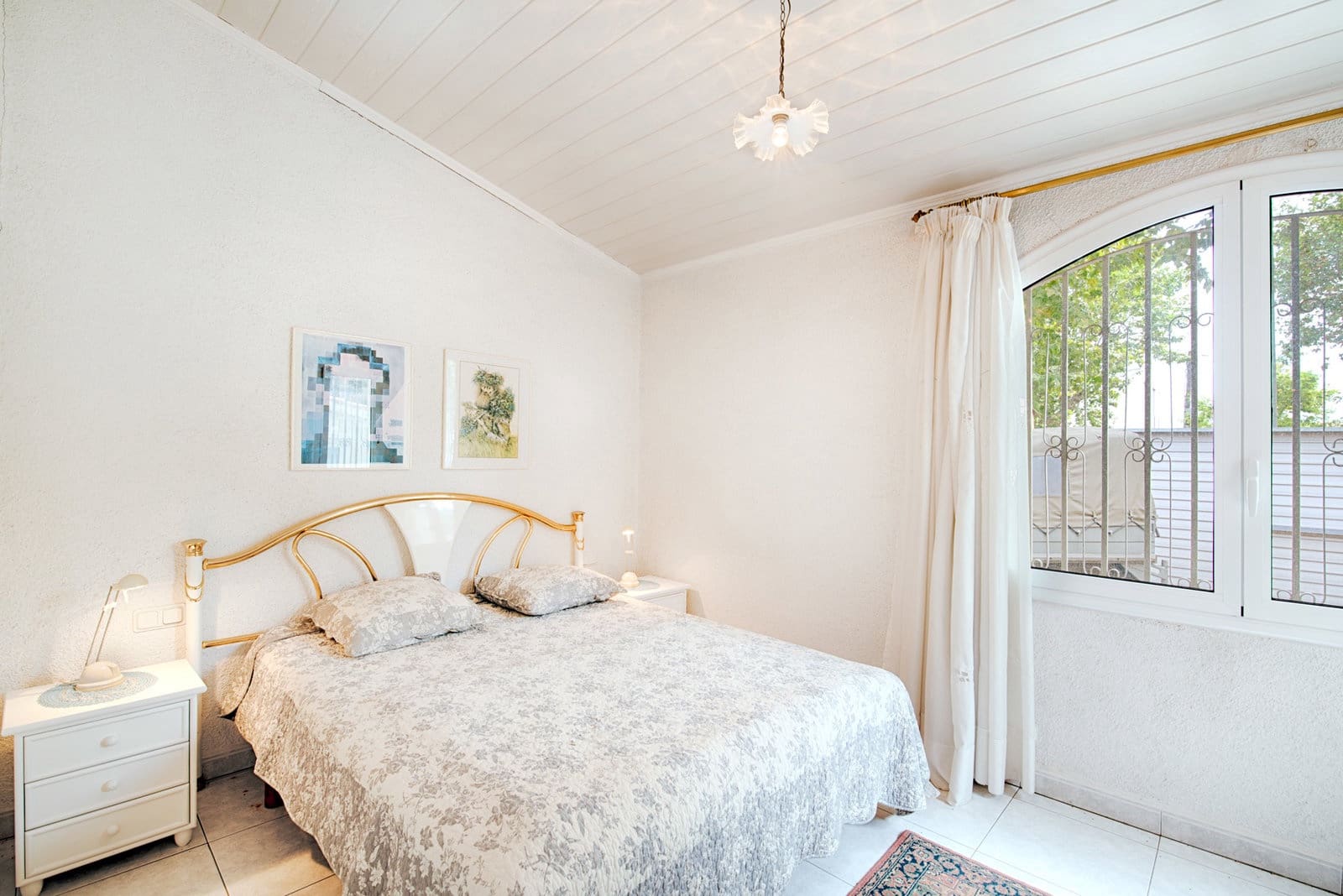 3 slaapkamer Rijtjeshuis te koop in Empuriabrava met zwembad garage - € 390.000 (Ref: 9989989)
