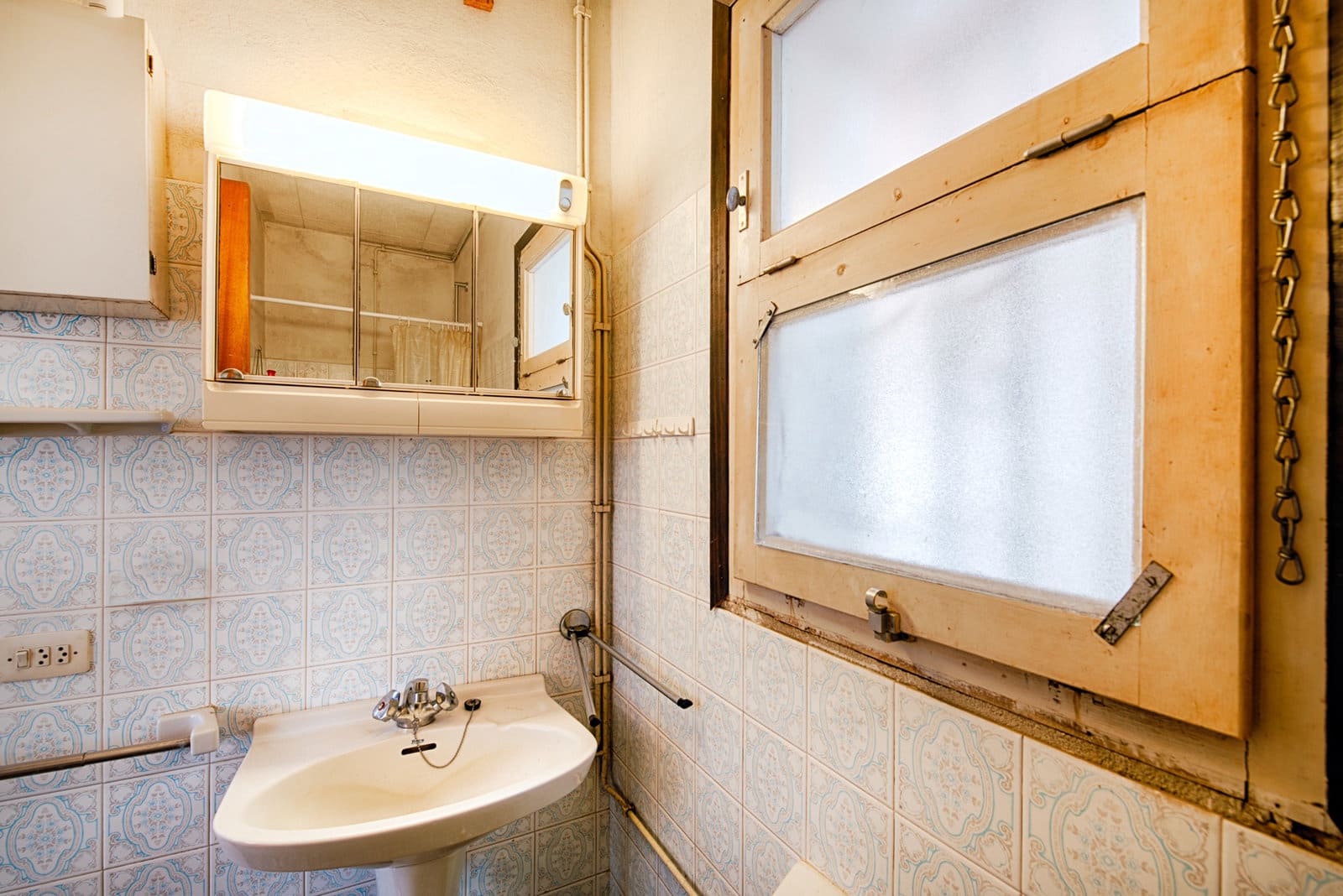 3 slaapkamer Rijtjeshuis te koop in Empuriabrava met zwembad garage - € 390.000 (Ref: 9989989)