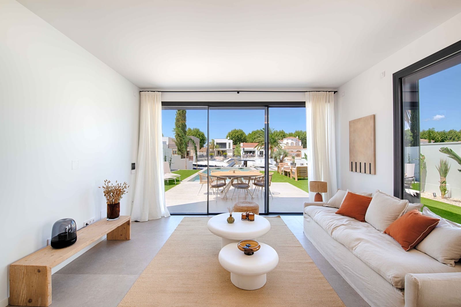 4 Zimmer Villa zu verkaufen in Empuriabrava mit Pool Garage - 1.580.000 € (Ref: 9991991)
