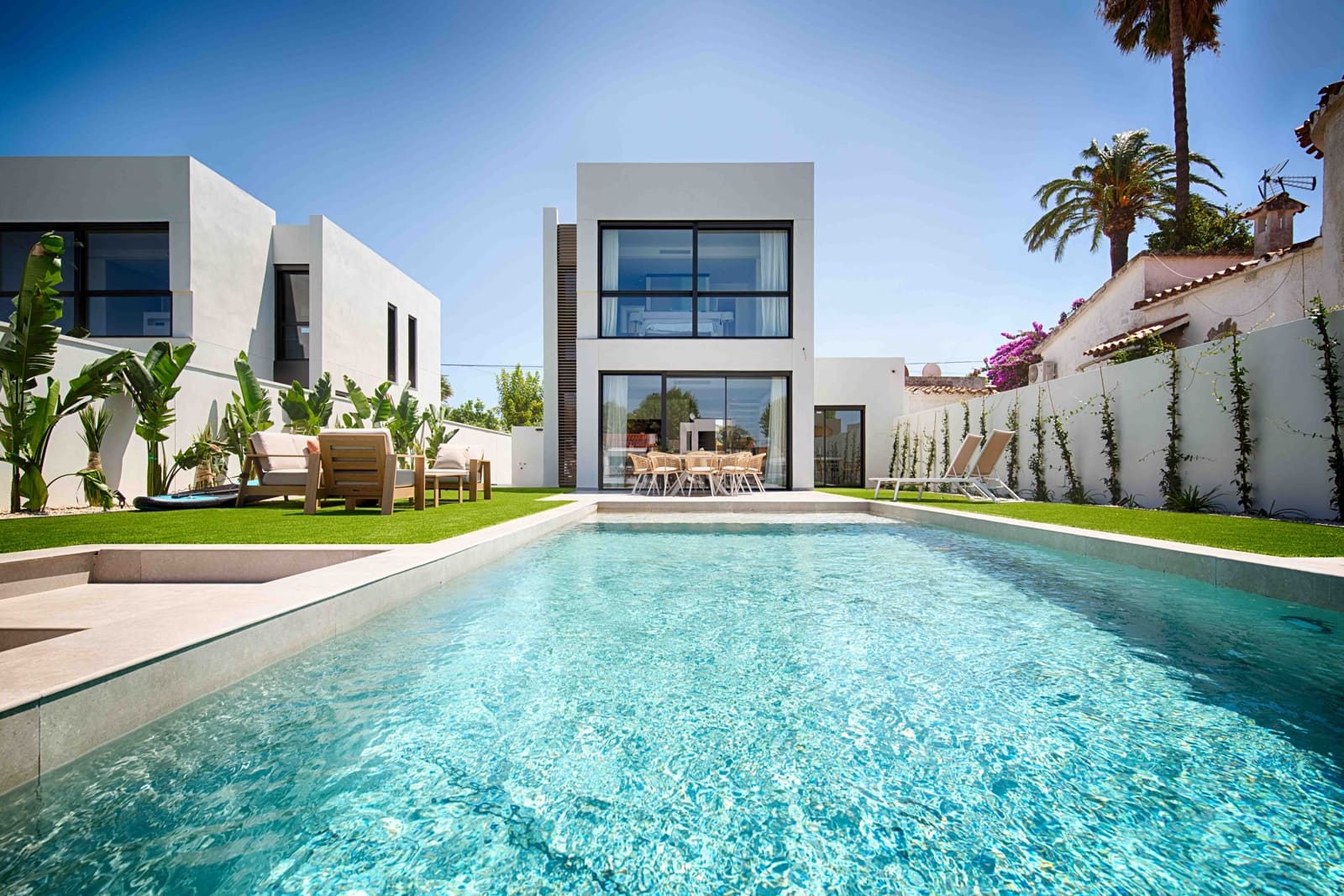 4 Zimmer Villa zu verkaufen in Empuriabrava mit Pool Garage - 1.580.000 € (Ref: 9991991)