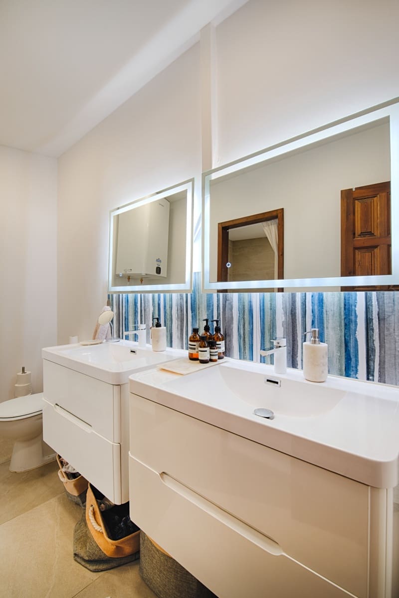 3 soverom Villa til salgs i Empuriabrava med svømmebasseng garasje - € 1 299 000 (Ref: 9996218)