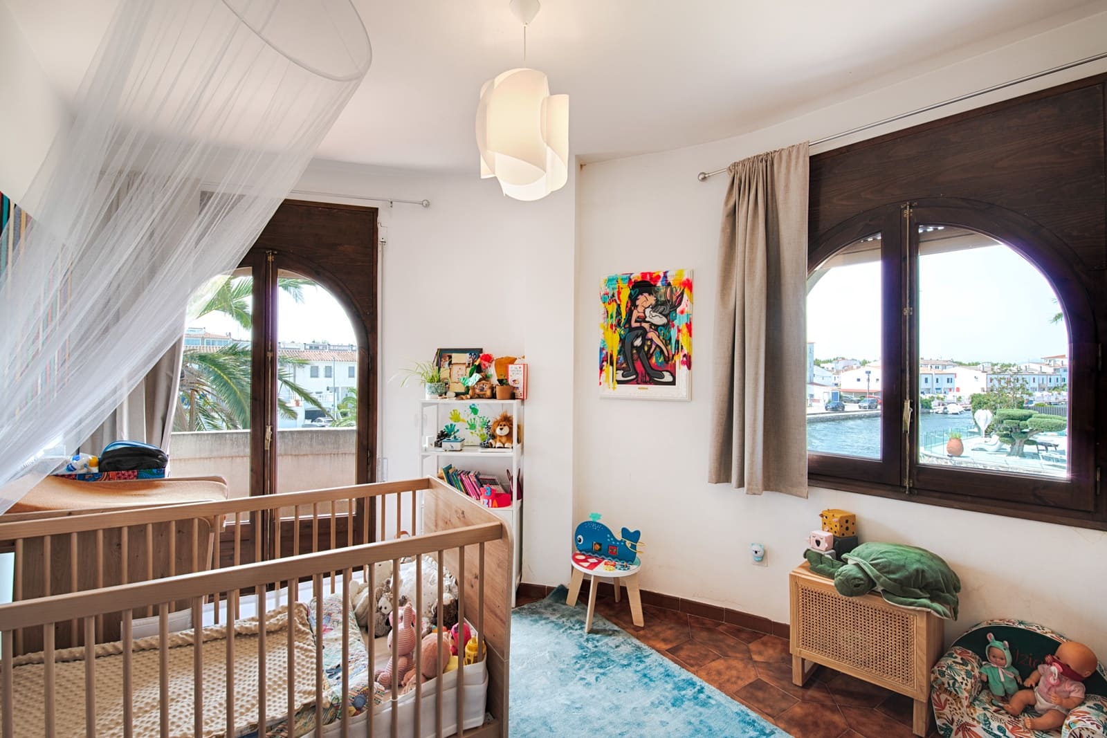 3 soverom Villa til salgs i Empuriabrava med svømmebasseng garasje - € 1 299 000 (Ref: 9996218)