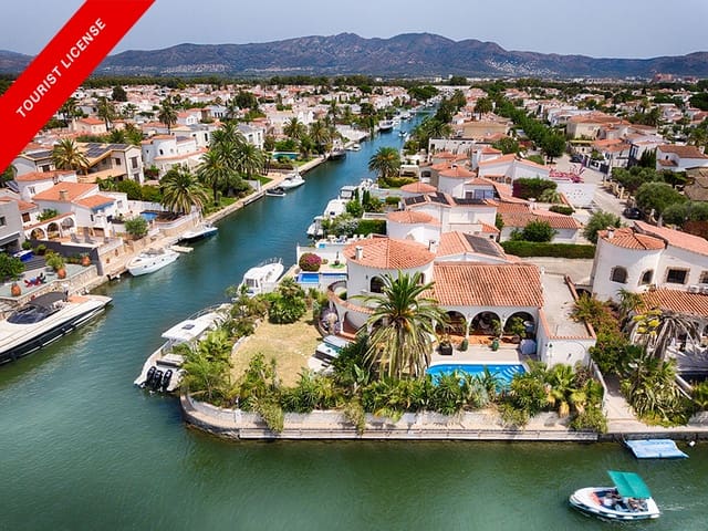 3 quarto Moradia para venda em Empuriabrava, Castelló d'Empúries com piscina garagem - 1 299 000 € (Ref: 9996218)