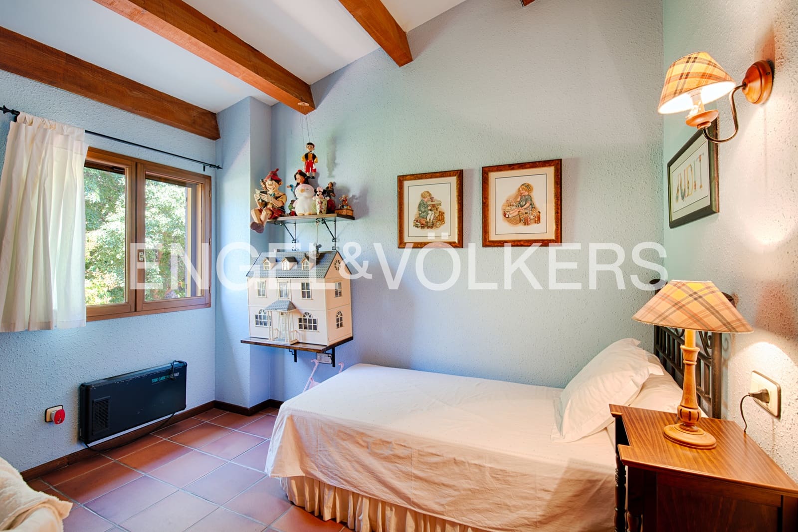 3 bedroom Terraced Villa for sale in Macanet de Cabrenys with garage - € 295,000 (Ref: 9999296)