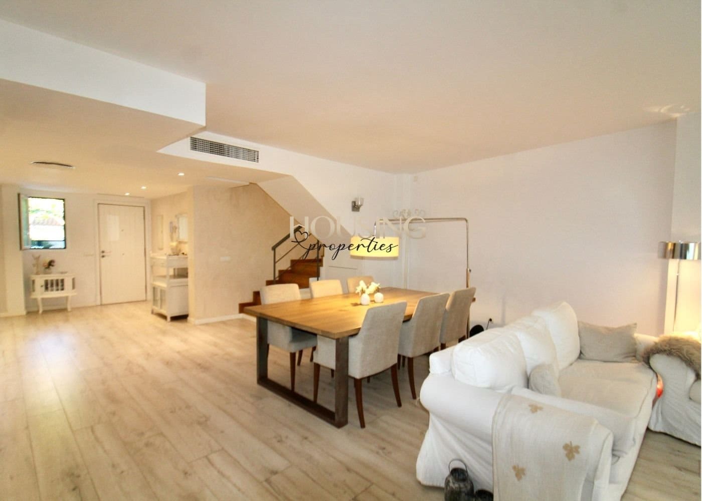 Chalet de 3 habitaciones en Palma de Mallorca en venta - 890.000 € (Ref: 9447386)