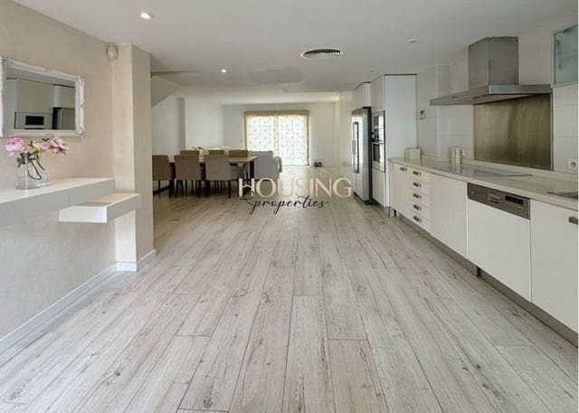 3 makuuhuone Huvila myytävänä paikassa Palma de Mallorca - 890 000 € (Ref: 9447386)