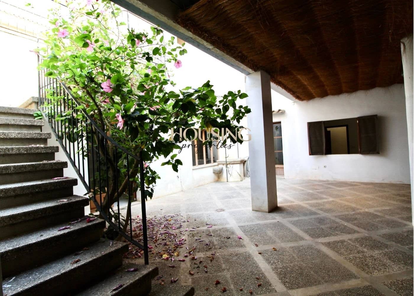 5 slaapkamer Huis te koop in Llucmajor - € 1.200.000 (Ref: 9447388)