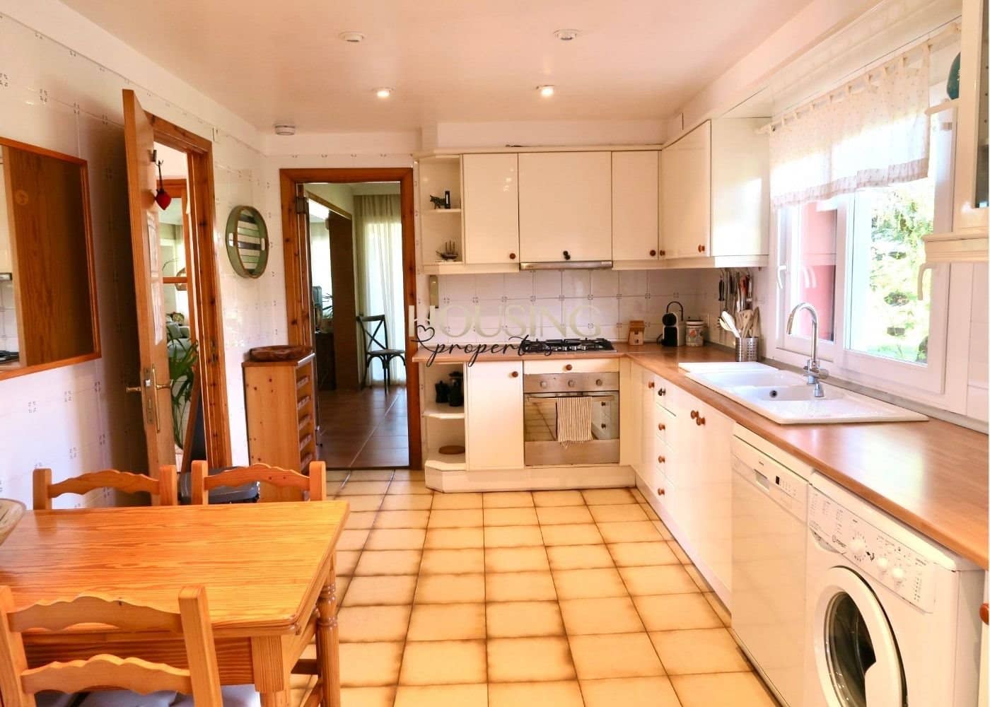 4 bedroom Villa for sale in Palma de Mallorca with pool - € 1,100,000 (Ref: 9447391)