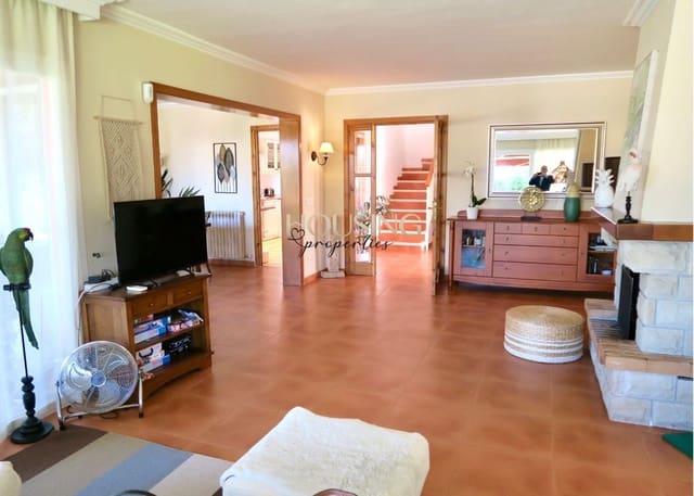4 bedroom Villa for sale in Palma de Mallorca with pool - € 1,100,000 (Ref: 9447391)