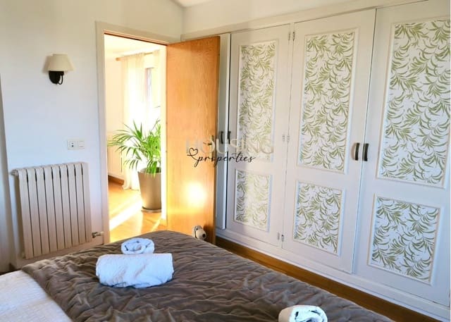 4 bedroom Villa for sale in Palma de Mallorca with pool - € 1,100,000 (Ref: 9447391)