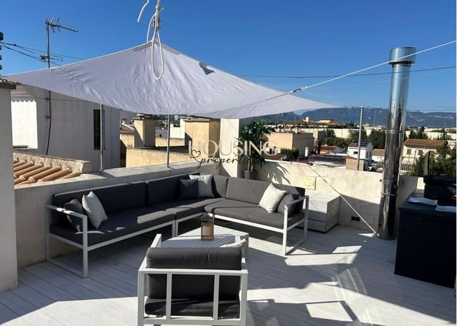 2 bedroom Villa for sale in Palma de Mallorca - € 630,000 (Ref: 9447392)