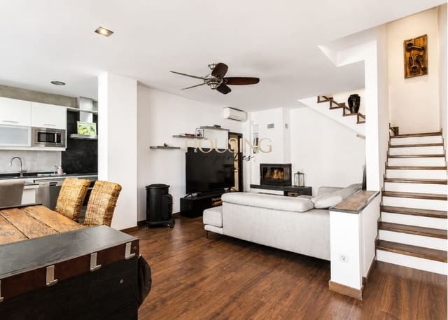 2 bedroom Villa for sale in Palma de Mallorca - € 630,000 (Ref: 9447392)