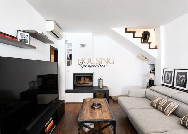 2 bedroom Villa for sale in Palma de Mallorca - € 630,000 (Ref: 9447392)