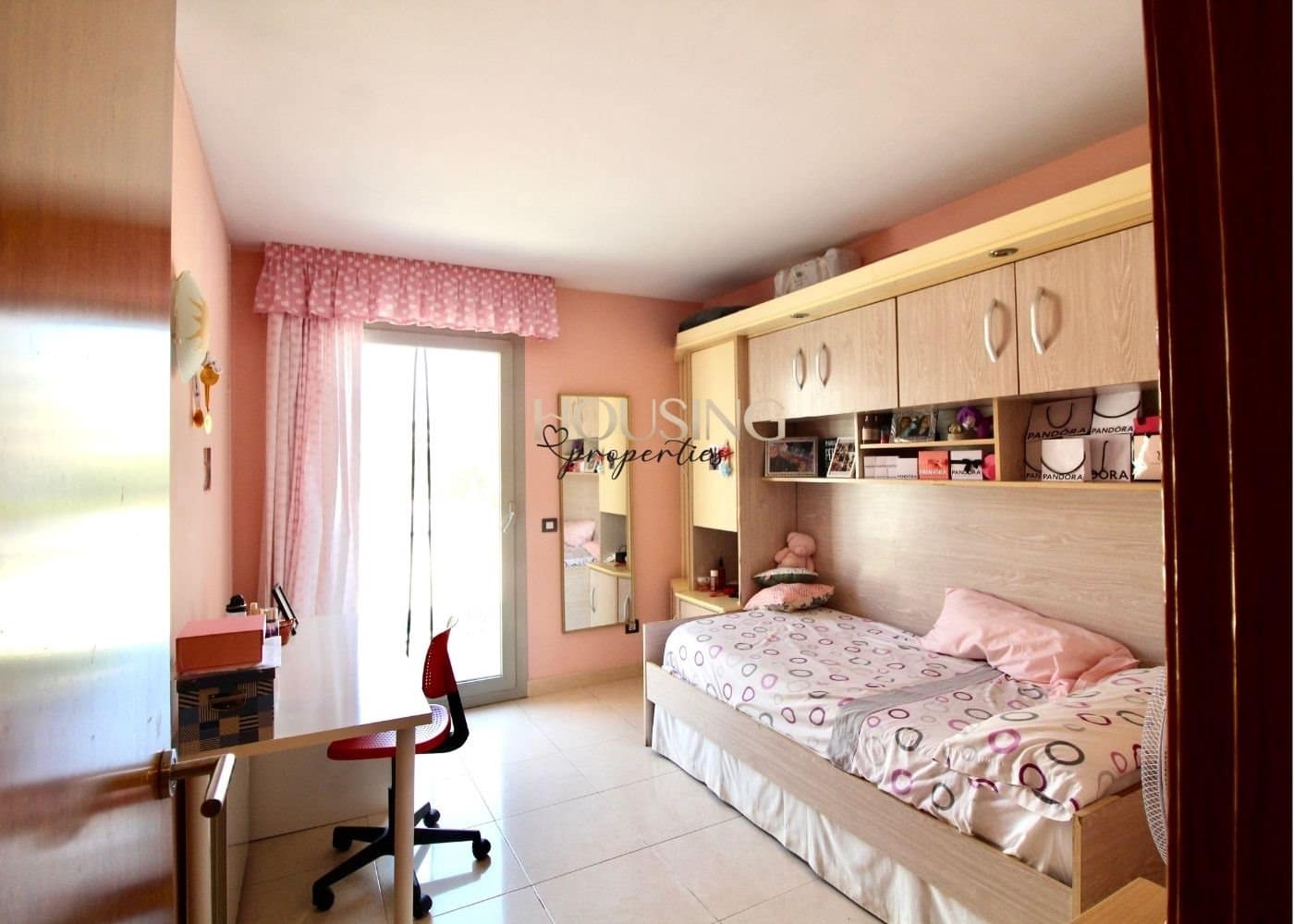 Chalet de 4 habitaciones en Palma de Mallorca en venta con piscina - 839.000 € (Ref: 9447397)