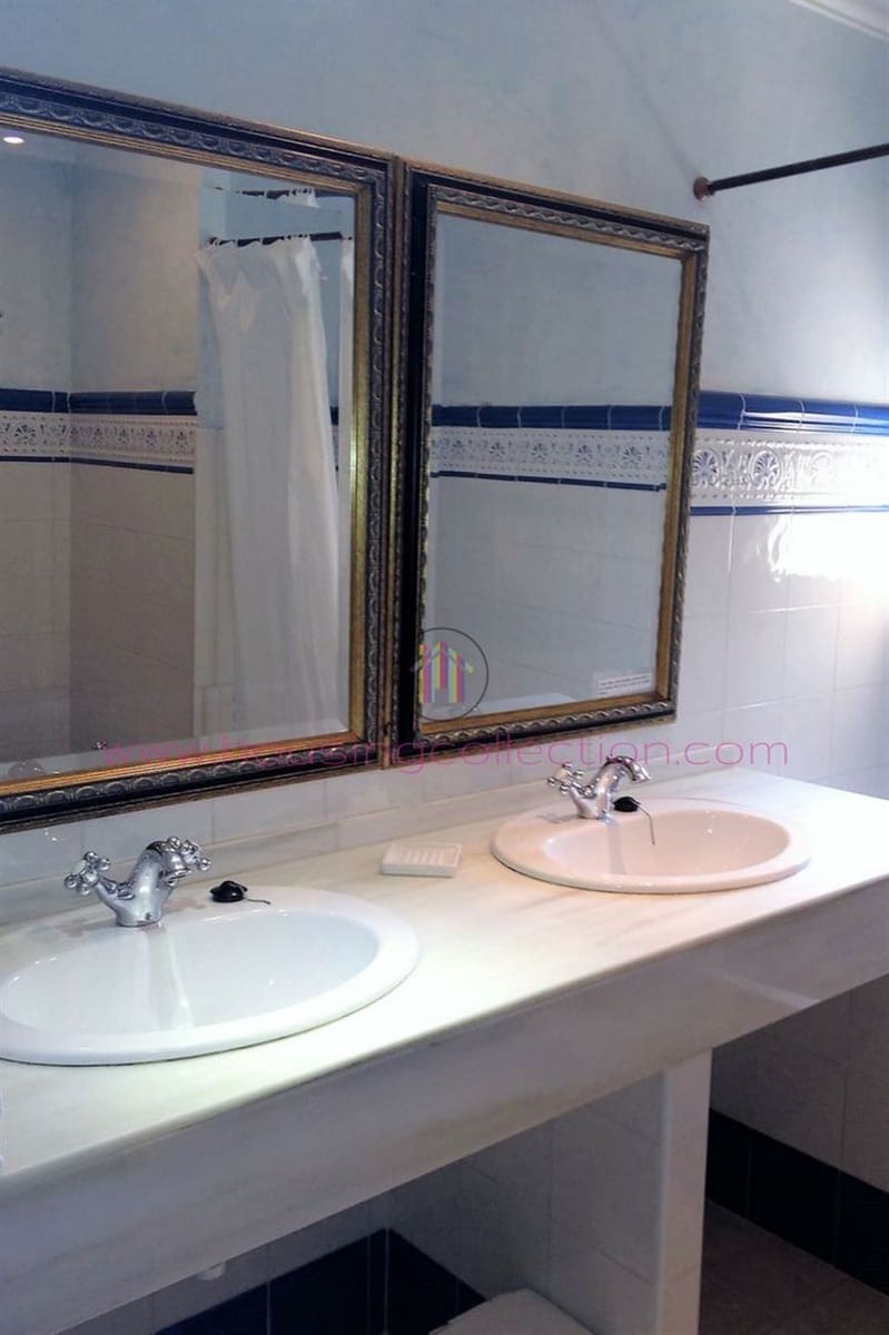 9 bedroom Finca/Country House for sale in Llucmajor with pool - € 4,500,000 (Ref: 9447403)