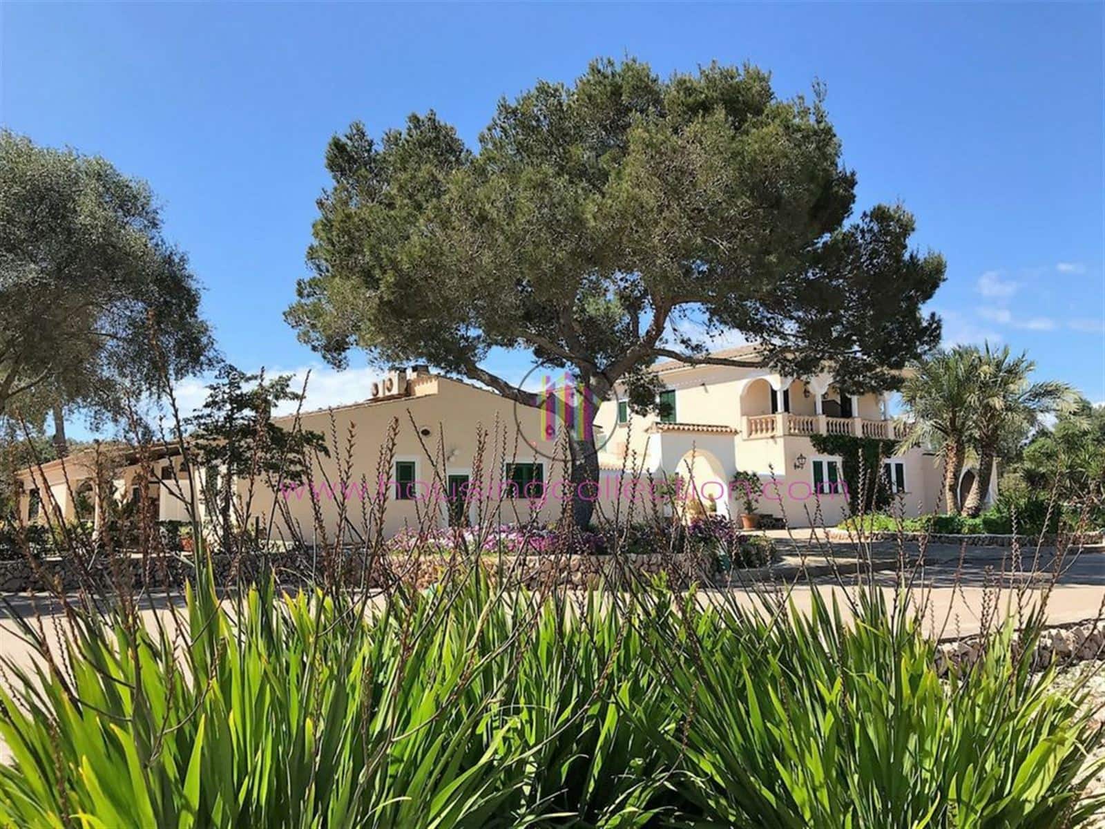 9 bedroom Finca/Country House for sale in Llucmajor with pool - € 4,500,000 (Ref: 9447403)