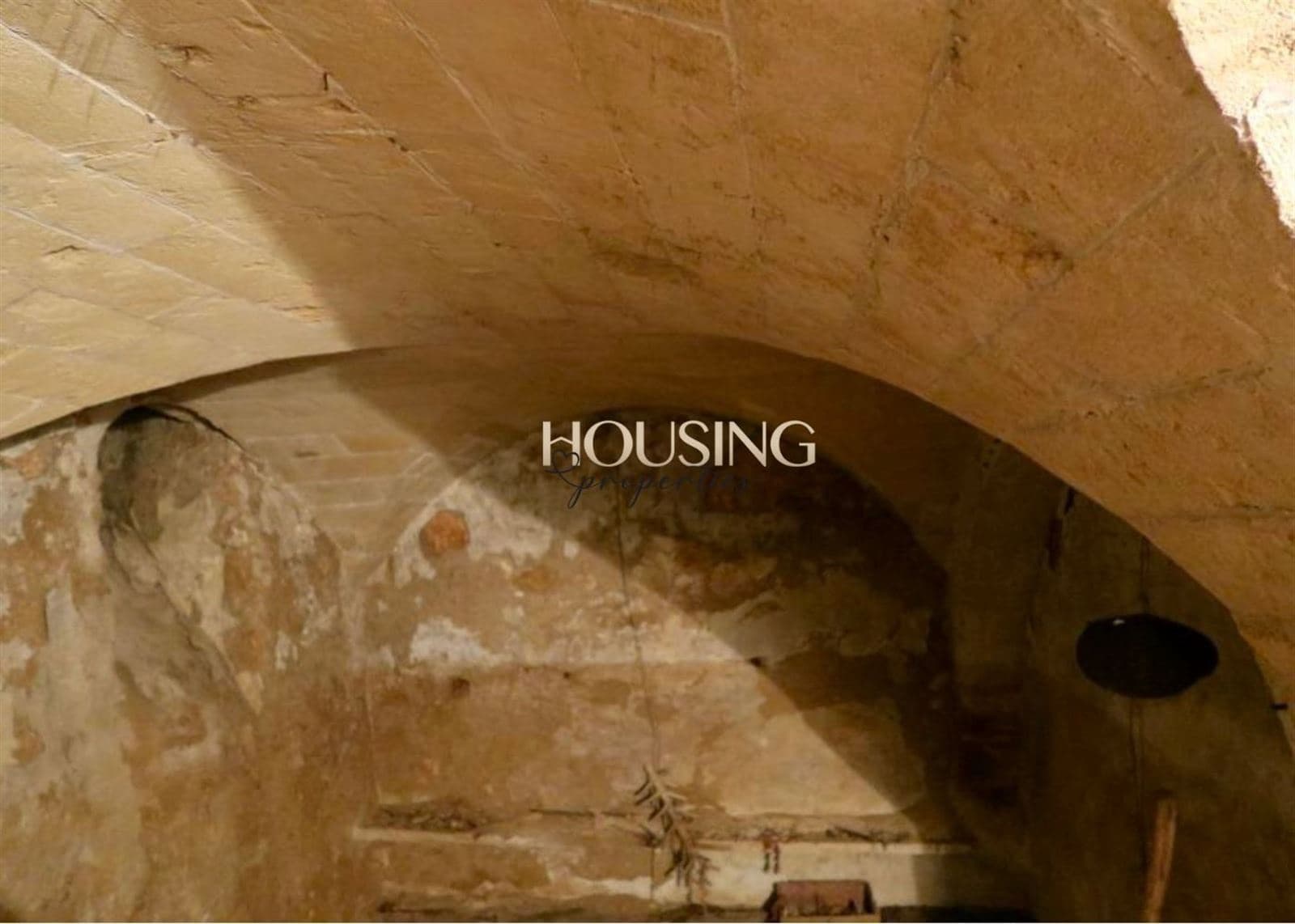 6 bedroom Townhouse for sale in Campos - € 430,000 (Ref: 9447405)