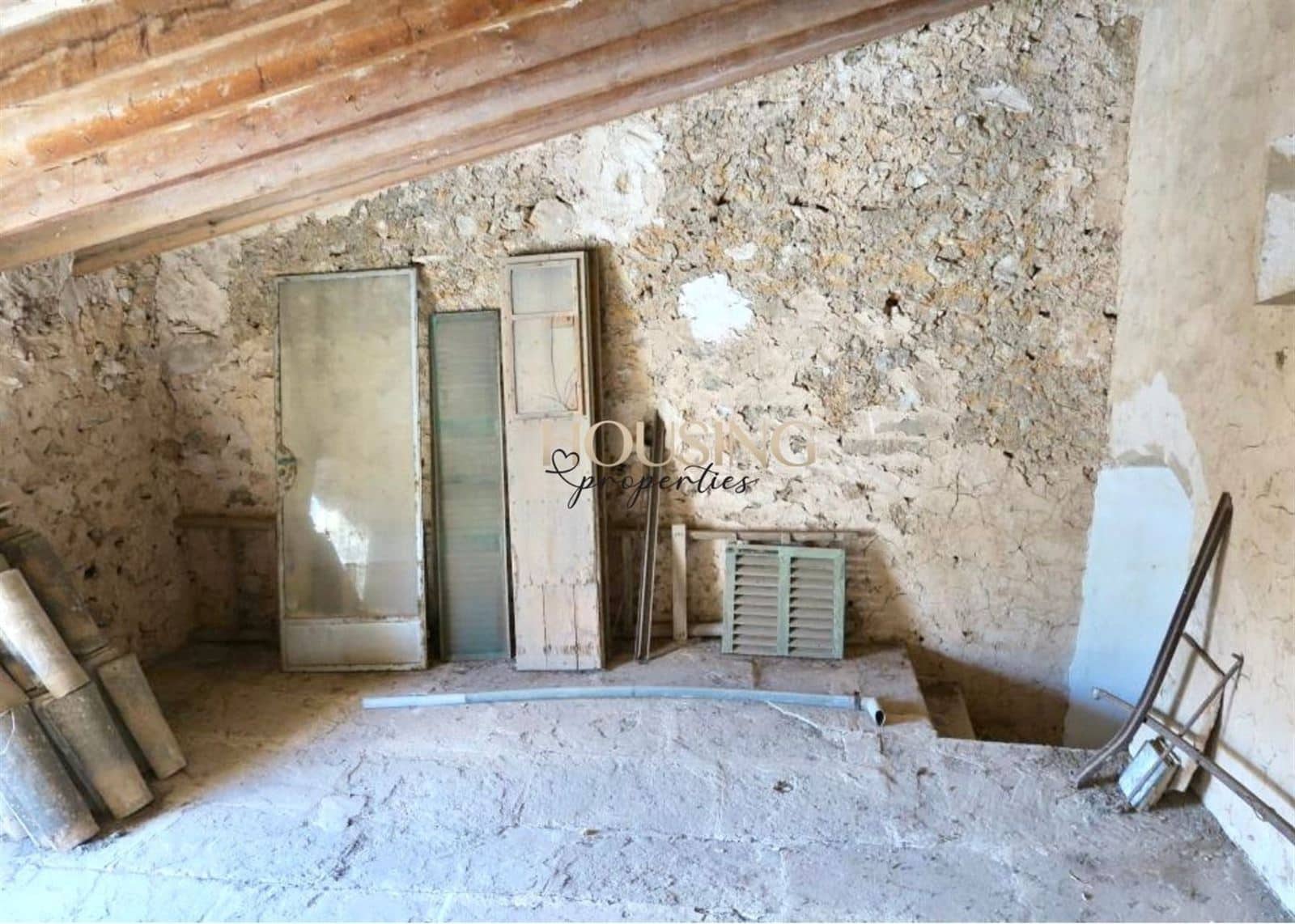 6 bedroom Townhouse for sale in Campos - € 430,000 (Ref: 9447405)