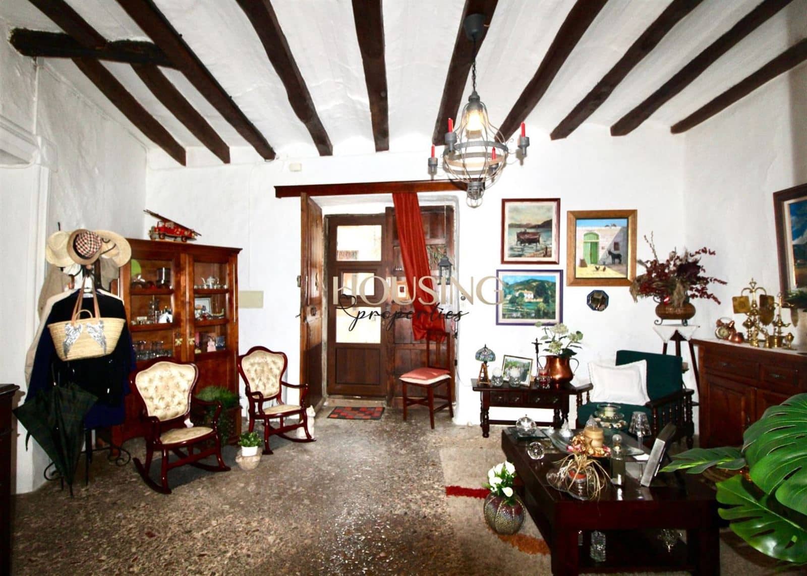 5 bedroom Townhouse for sale in Alaro - € 743,000 (Ref: 9447411)