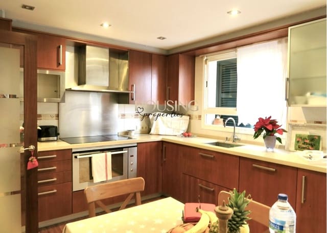 5 soveværelse Semi-Rækkehus til salg i Marratxí - € 1.050.000 (Ref: 9521906)