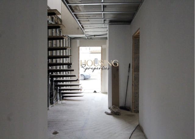 2 makuuhuone Huvila myytävänä paikassa Llucmajor - 590 000 € (Ref: 9564001)