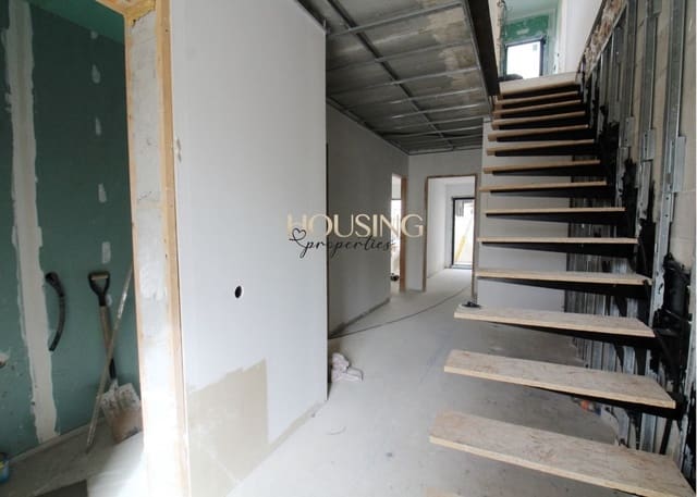 2 makuuhuone Huvila myytävänä paikassa Llucmajor - 590 000 € (Ref: 9564001)