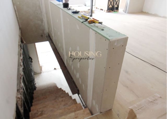 2 makuuhuone Huvila myytävänä paikassa Llucmajor - 590 000 € (Ref: 9564001)