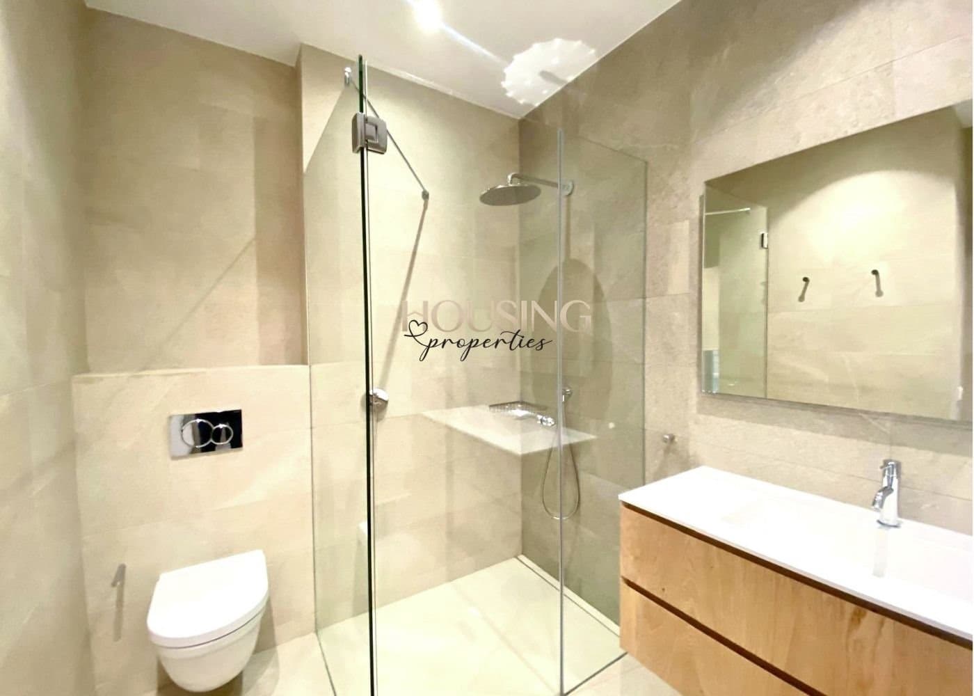 2 bedroom Penthouse for sale in Palma de Mallorca - € 1,290,000 (Ref: 9583186)