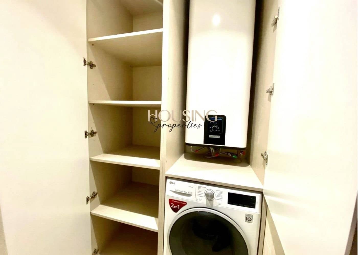 2 bedroom Penthouse for sale in Palma de Mallorca - € 1,290,000 (Ref: 9583186)
