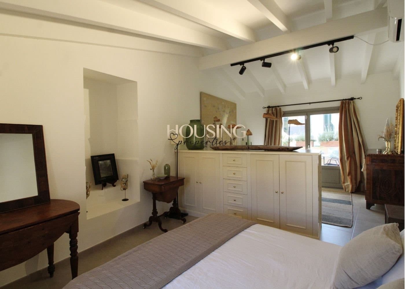 4 sovrum Hus till salu i Consell med pool - 1 650 000 € (Ref: 9603212)