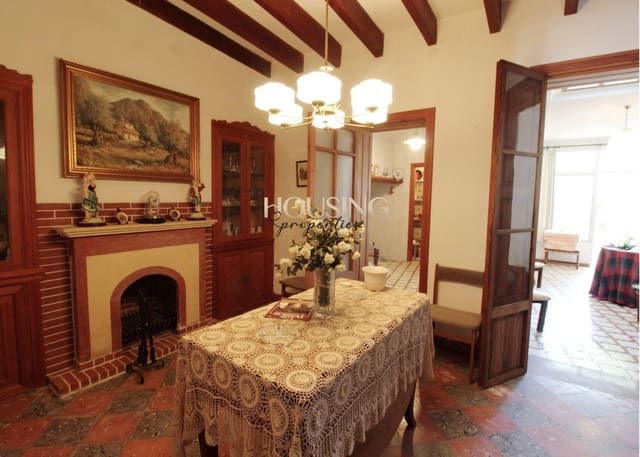 5 slaapkamer Huis te koop in Llucmajor - € 610.000 (Ref: 9610130)