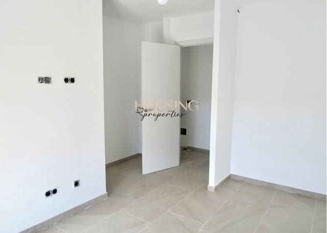 Pareado de 4 habitaciones en Llucmajor en venta con piscina - 650.000 € (Ref: 9725021)