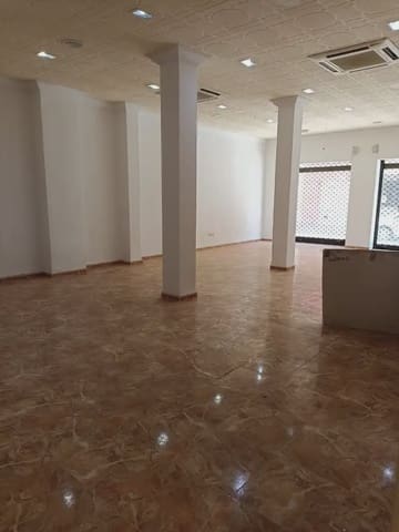 Kommersiell til leie i Centro - San Felipe - Huerta Fava, La Línea de la Concepción - € 900 (Ref: 9818556)