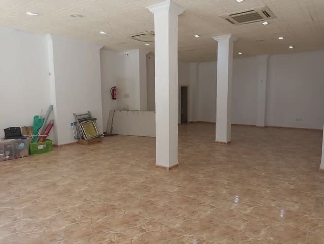 Kommersiell til leie i Centro - San Felipe - Huerta Fava, La Línea de la Concepción - € 900 (Ref: 9818556)