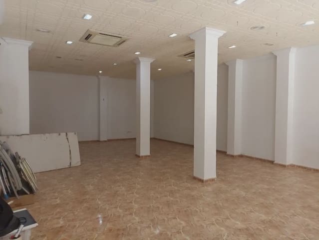 Kommersiell til leie i Centro - San Felipe - Huerta Fava, La Línea de la Concepción - € 900 (Ref: 9818556)