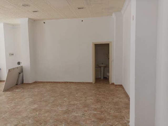 Kommersiell til leie i Centro - San Felipe - Huerta Fava, La Línea de la Concepción - € 900 (Ref: 9818556)