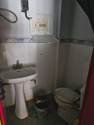 Kommersiell til salgs i Centro - San Felipe - Huerta Fava, La Línea de la Concepción - € 57 000 (Ref: 9818558)