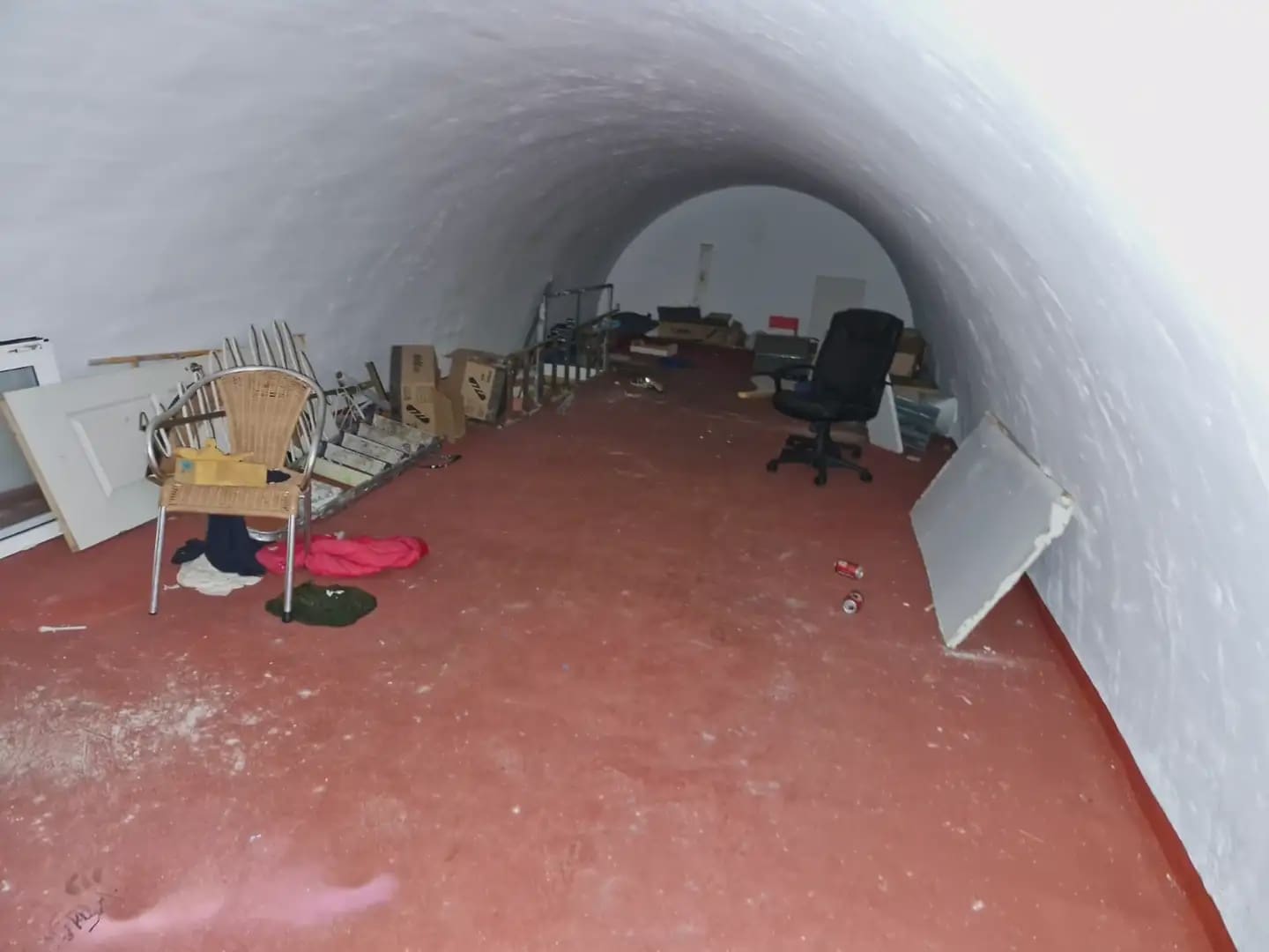 Kommersiell til salgs i La Linea de la Concepcion - € 57 000 (Ref: 9818558)