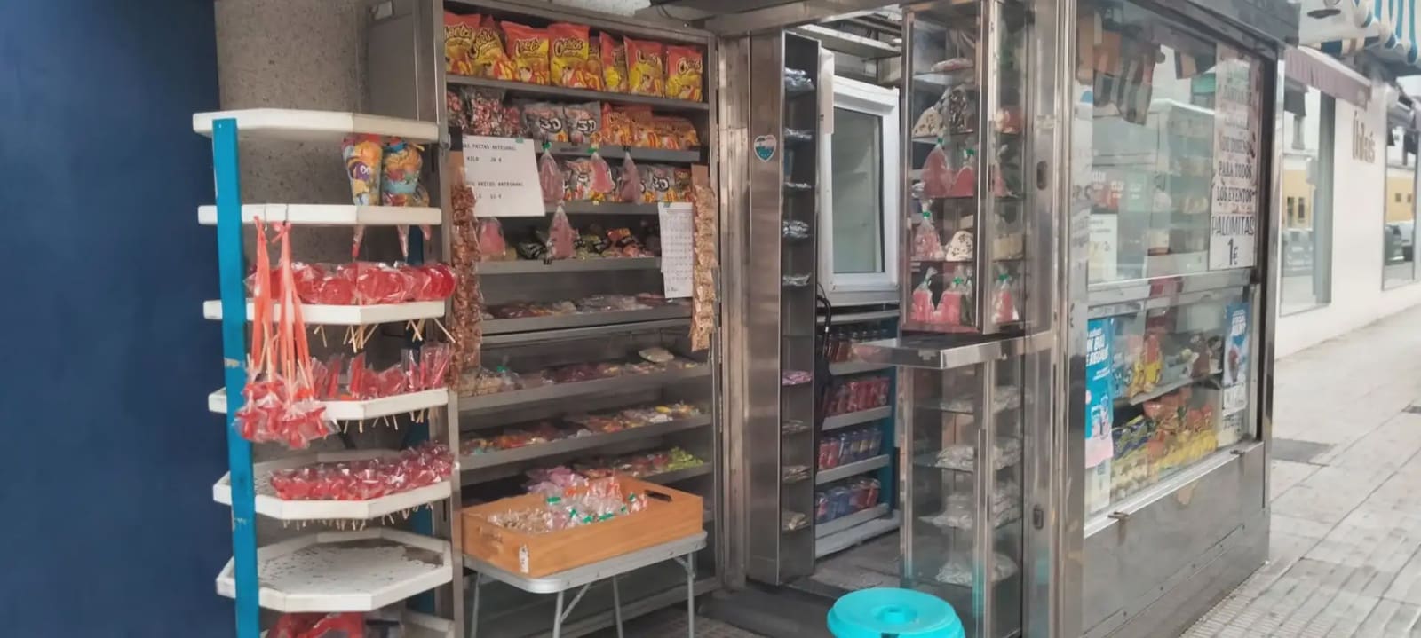 Kommersiell til salgs i La Linea de la Concepcion - € 22 000 (Ref: 9818560)